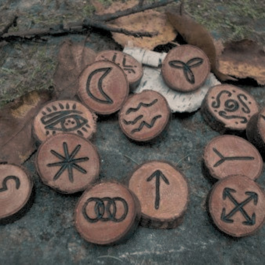 rune strega wiccan stone